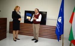 dsc00042_250x154_crop_478b24840a