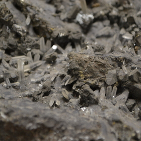 dsc-0930_280x280_crop_478b24840a