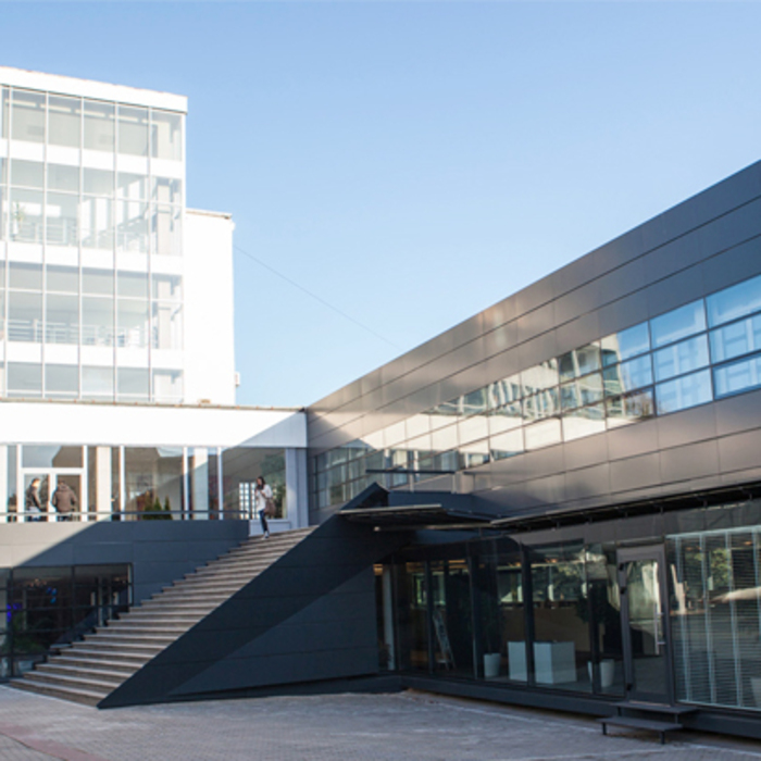 p-3_700x700_crop_478b24840a