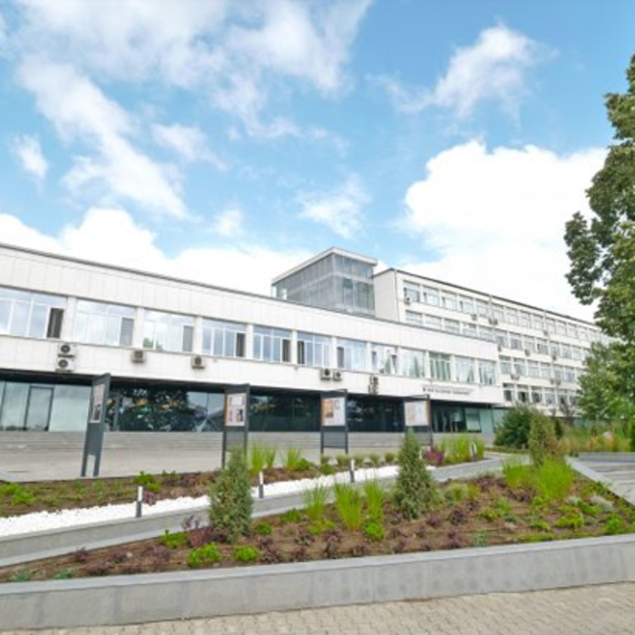 nbu_700x700_crop_478b24840a