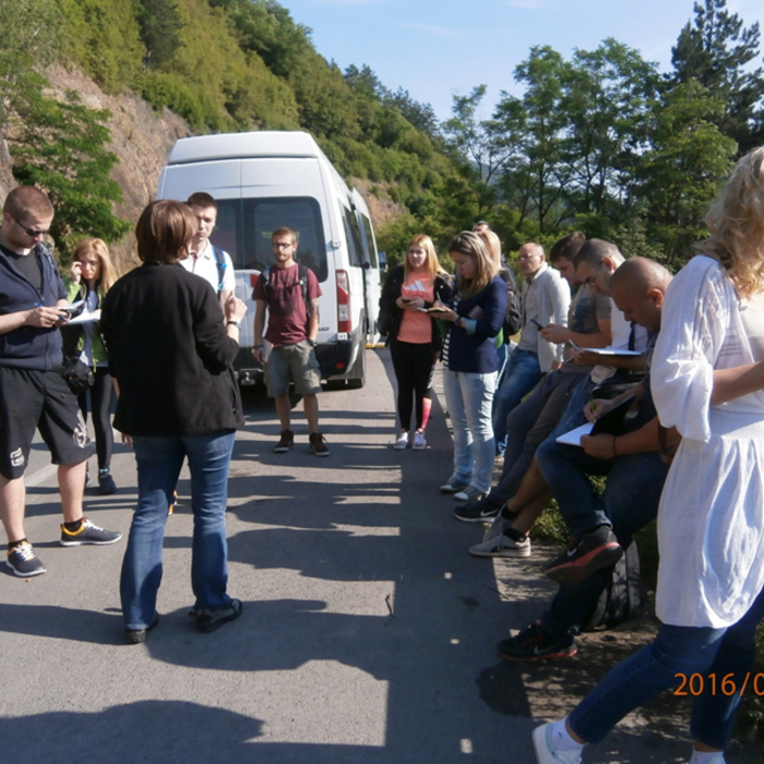 mobile-school_700x700_crop_478b24840a