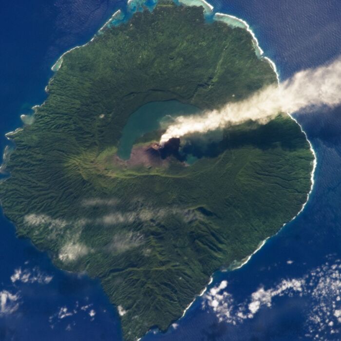 1920x1080_700x700_crop_478b24840a