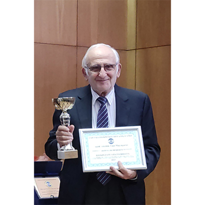 garo-mardirosian_700x700_crop_478b24840a