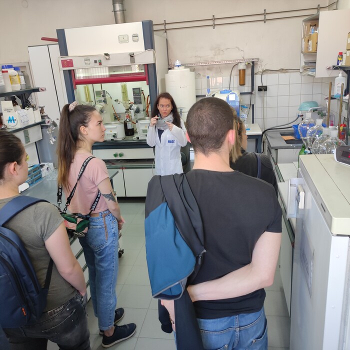 mosv-1_700x700_crop_478b24840a