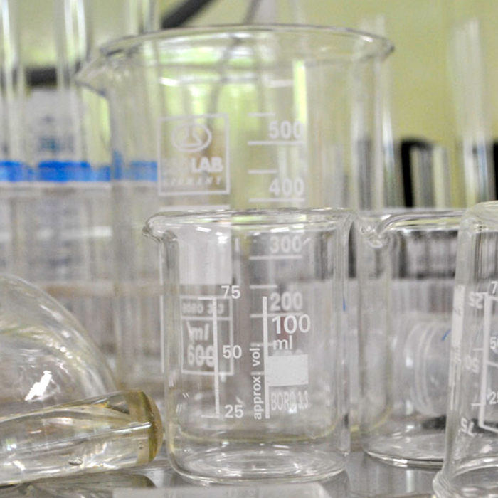 dsc0014_700x700_crop_478b24840a